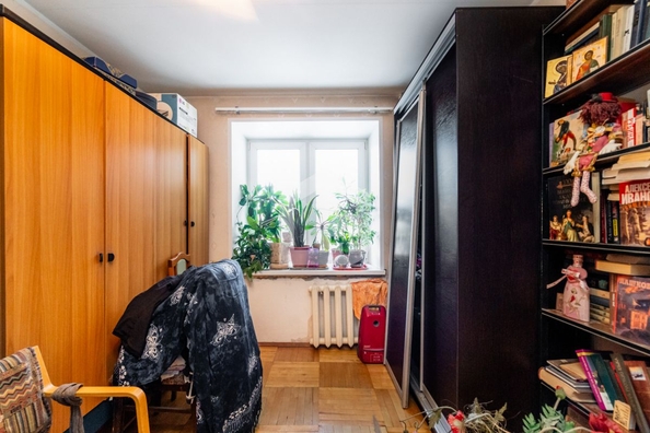 
   Продам 4-комнатную, 76.3 м², Лебедева ул, 76/1

. Фото 3.