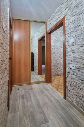 
   Продам 2-комнатную, 54.3 м², 79 Гвардейской Дивизии ул, 9

. Фото 3.