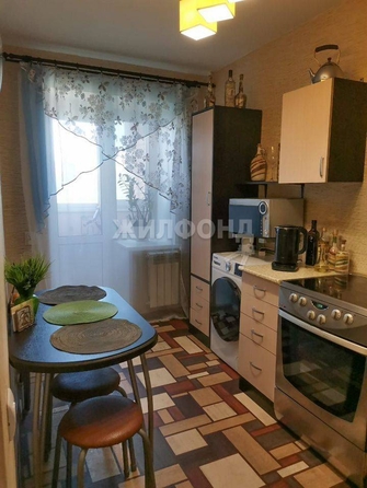 
   Продам 2-комнатную, 43 м², Якимовича ул, 6

. Фото 1.