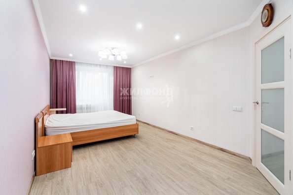 
  Сдам в аренду 3-комнатную квартиру, 100 м², Томск

. Фото 5.