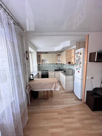 
   Продам 3-комнатную, 62 м², Иркутский тракт, 98

. Фото 2.