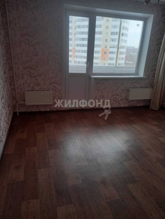 
   Продам 3-комнатную, 65.5 м², Сибирская ул, 102/2

. Фото 1.