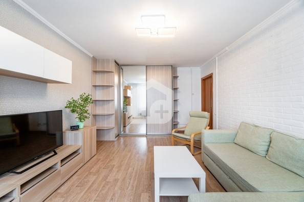 
   Продам 2-комнатную, 61 м², Ивана Черных ул, 125

. Фото 6.