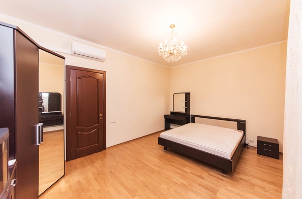 
   Продам коттедж, 445.4 м², Томск

. Фото 23.