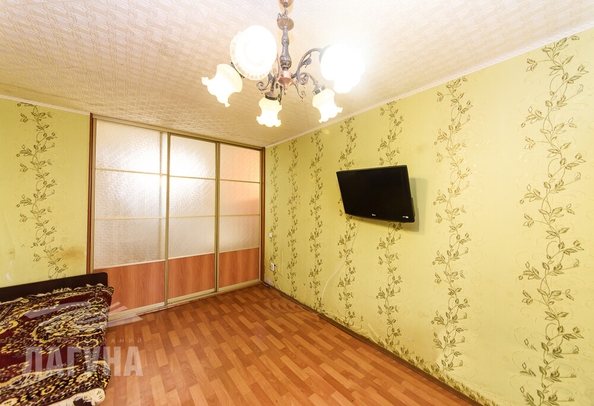 
   Продам 2-комнатную, 49.1 м², Любы Шевцовой ул, 15

. Фото 16.