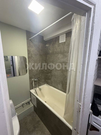 
   Продам 1-комнатную, 29 м², Ференца Мюнниха ул, 32

. Фото 5.