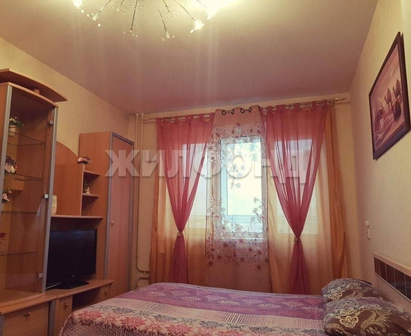 
   Продам 1-комнатную, 35 м², Сибирская ул, 66

. Фото 4.