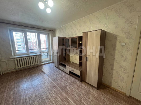 
   Продам 1-комнатную, 35.2 м², Суворова ул, 17

. Фото 6.