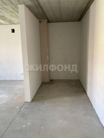
   Продам 2-комнатную, 56.06 м², Аркадия Иванова ул, 21

. Фото 8.