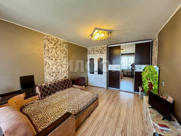
   Продам 2-комнатную, 60.9 м², Урожайный пер, 32

. Фото 4.