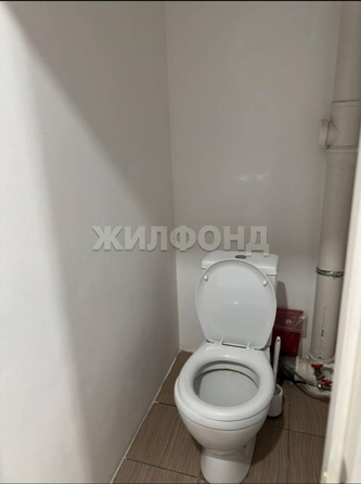 
   Продам 3-комнатную, 60.5 м², Титова ул, 2

. Фото 8.