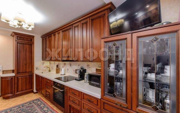 
   Продам 3-комнатную, 94.2 м², Ивана Черных ул, 66

. Фото 1.