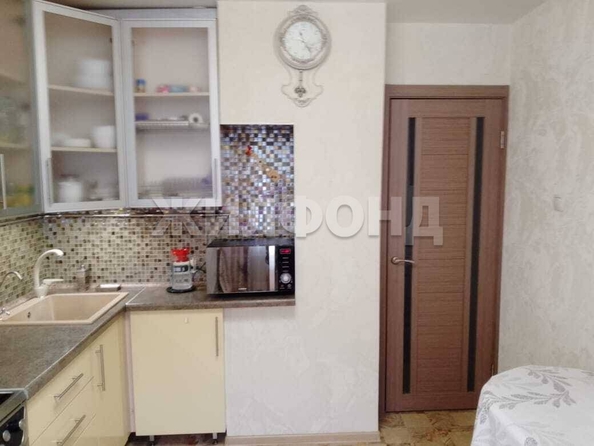 
   Продам 4-комнатную, 70.4 м², Сибирская ул, 102/3

. Фото 8.