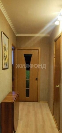 
   Продам 4-комнатную, 68.9 м², Киевская ул, 28

. Фото 2.