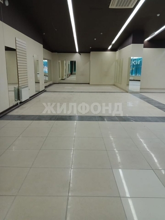 
  Продается торговая площадь, 330 м², Ленина пр-кт
. Фото 3.