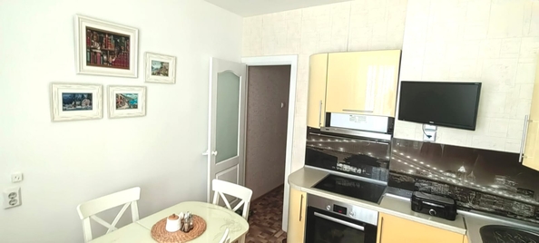 
  Продается 1-комн. квартира, 40 м², Архитекторов ул, д. 7
. Фото 2.