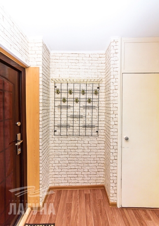 
  Продается 2-комн. квартира, 43.3 м², Беринга ул, д. 5/1
. Фото 9.