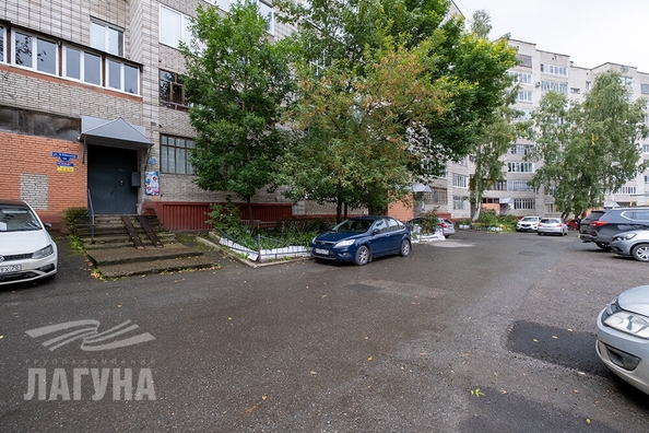 
  Продается 2-комн. квартира, 48.8 м², Ференца Мюнниха ул, д. 11
. Фото 3.