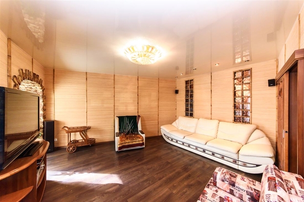 
  Продается 4-комн. квартира, 93.4 м², Студенческая ул
. Фото 9.