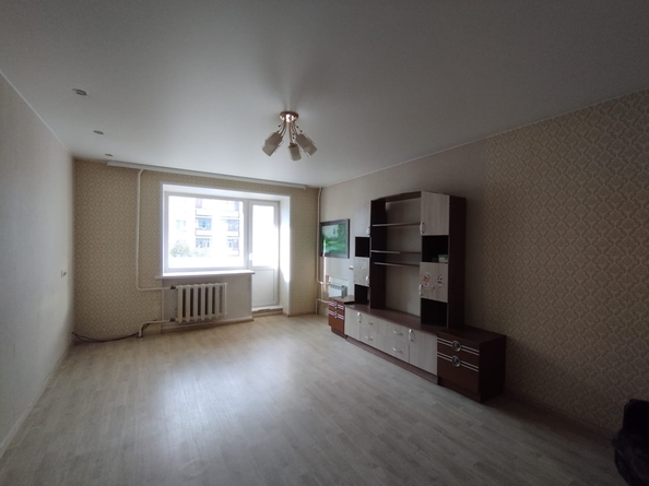 
  Продается 3-комн. квартира, 61.3 м², Суворова ул, д. 10
. Фото 1.