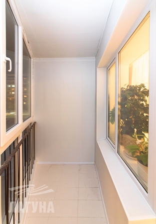 
  Продается 2-комн. квартира, 56.7 м², Сибирская ул, д. 98
. Фото 2.