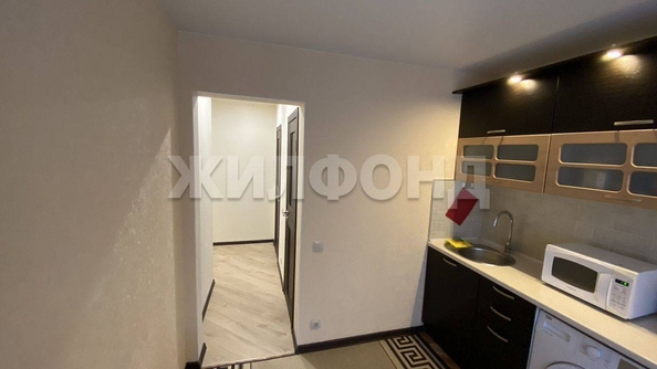 
  Продается 1-комн. квартира, 38 м², Косарева ул, д. 33
. Фото 5.