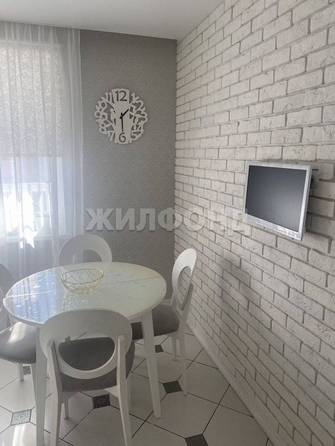
  Продается 2-комн. квартира, 52.5 м², Сибирская ул, д. 66
. Фото 9.