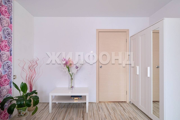 
  Продается 2-комн. квартира, 64.9 м², Богдана Хмельницкого ул, д. 5/1
. Фото 7.