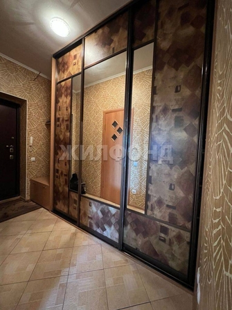 
  Продается 2-комн. квартира, 55 м², Базарный пер, д. 12
. Фото 6.