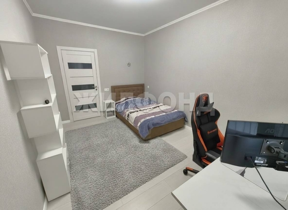 
  Продается 3-комн. квартира, 95 м², 5 Армии ул, д. 11
. Фото 8.