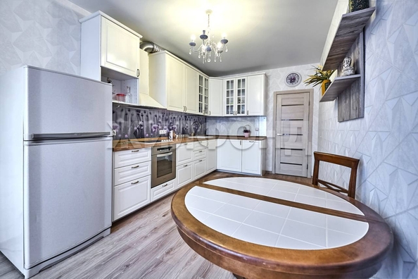 
  Продается 3-комн. квартира, 96.4 м², Советская ул, д. 90
. Фото 4.