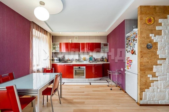
  Продается 3-комн. квартира, 106.6 м², Тверская ул, д. 81
. Фото 5.
