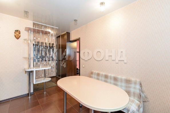 
  Продается 3-комн. квартира, 68 м², Лебедева ул, д. 11
. Фото 3.