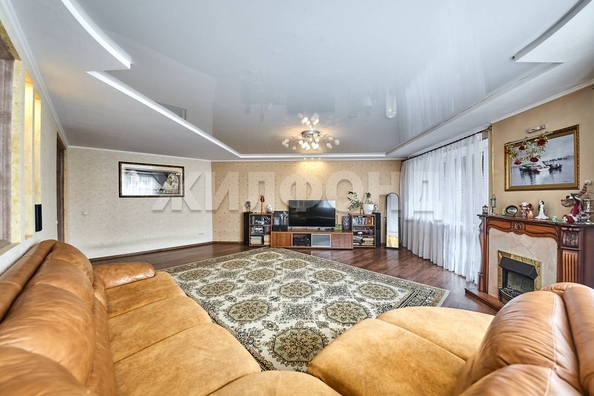 
  Продается 3-комн. квартира, 121 м², Ленина пр-кт, д. 166
. Фото 1.