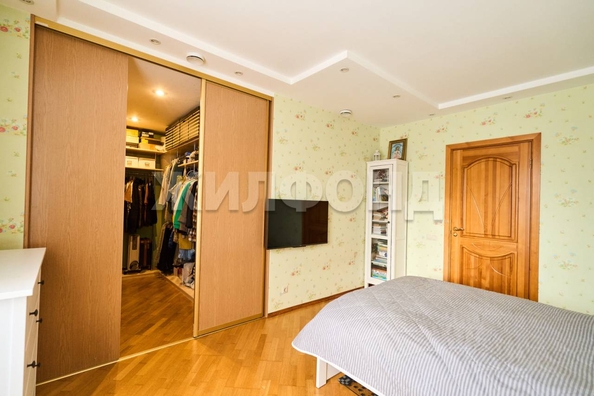 
  Продается 3-комн. квартира, 124 м², Дзержинского ул, д. 60
. Фото 6.