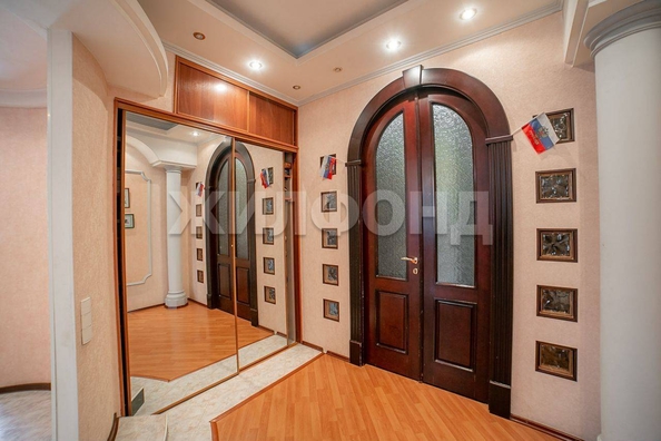 
  Продается дом, 322.9 м², Томск
. Фото 12.