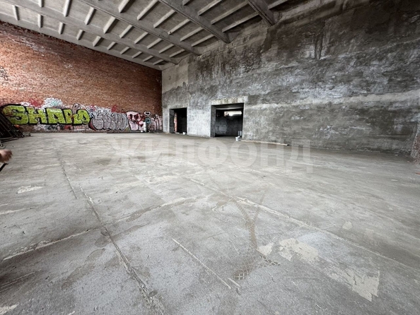 
  Продается универсальное помещение, 2944 м², Иркутский тракт
. Фото 9.