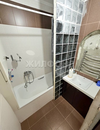 
  Продается 2-комн. квартира, 44.4 м², 40 лет Октября ул, д. 13
. Фото 13.