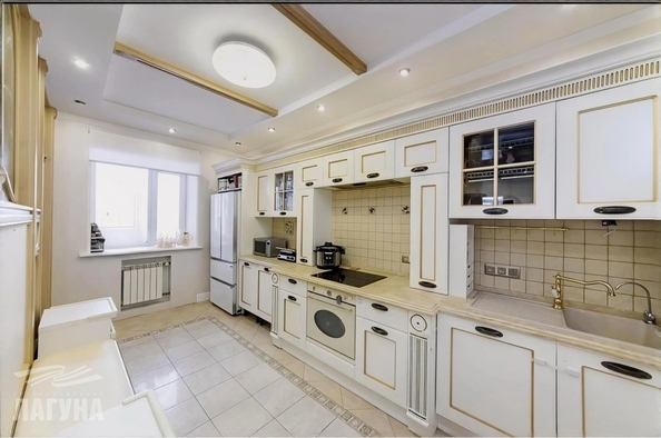 
  Продается 4-комн. квартира 123.2 м². Фото 1.