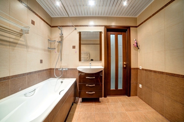 
  Сдается 1-комн. квартира 60 м². Фото 10.