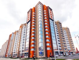 Продается 1-комнатная квартира ЖК Антона Петрова, дом 221г, 37.6  м&sup2;, 6900000 рублей