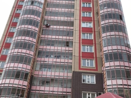 Продается 2-комнатная квартира Киренского ул, 65 м², 5200000 рублей