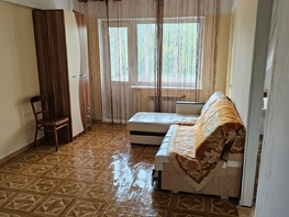 Продается 3-комнатная квартира Паровозная ул, 58.9 м², 4900000 рублей