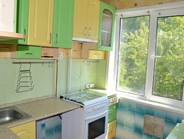 Продается 2-комнатная квартира Антона Петрова ул, 42.2 м², 2650000 рублей