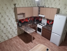 Продается 1-комнатная квартира Победы пл, 39.5  м², 3750000 рублей