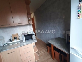 Продается 3-комнатная квартира Ильи Мухачева ул, 63.4 м², 5200000 рублей