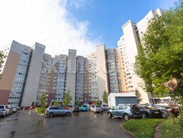 Продается 2-комнатная квартира Антона Петрова ул, 40.4 м², 5420000 рублей