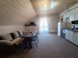 Снять трехкомнатную квартиру Алтайская ул, 70  м&sup2;, 6900 рублей
