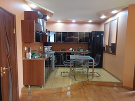 Продается 2-комнатная квартира П.Сухова ул, 49  м&sup2;, 10700000 рублей