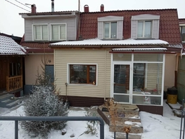 Дом, 200 м², 2 этажа, участок 700 сот.